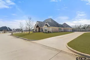 20246 Deer Hollow Dr, Bullard, TX 75757 - Photo 2