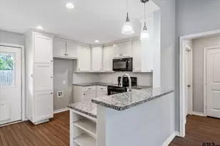 415 Harrell Dr, Chandler, TX 75758 - Photo 12