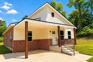 1410 W Connally St, Tyler, TX 75701 - Photo 2