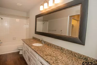 5903 Hollytree, Tyler, TX 75703 - Photo 14