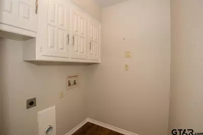 5903 Hollytree, Tyler, TX 75703 - Photo 12