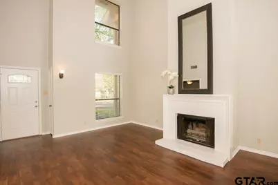 5903 Hollytree, Tyler, TX 75703 - Photo 8