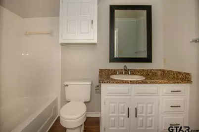 5903 Hollytree, Tyler, TX 75703 - Photo 22