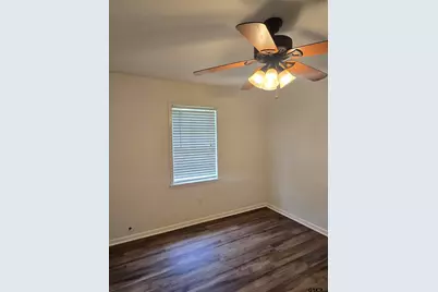 206 Cooper, Lindale, TX 75771 - Photo 6