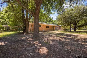 601 Ravenwood Dr, Athens, TX 75751 - Photo 4