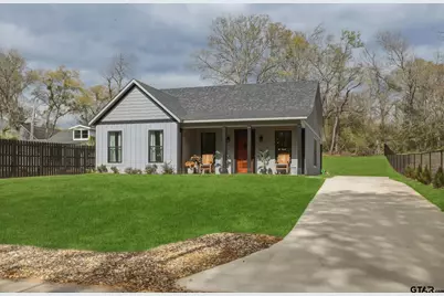 405 W Camp St, Jefferson, TX 75657 - Photo 1