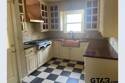 114 E Second, Tyler, TX 75701 - Photo 10
