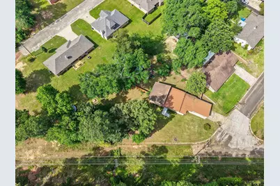 216 Hickory St, Gladewater, TX 75647 - Photo 28