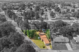 216 Hickory St, Gladewater, TX 75647 - Photo 34