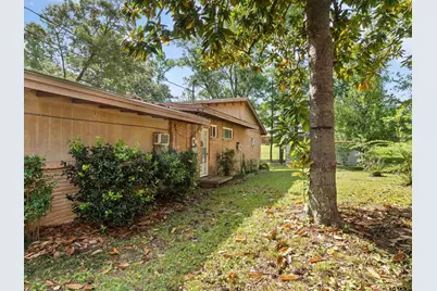 216 Hickory St, Gladewater, TX 75647 - Photo 22