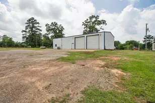 112 Lori Ln, Longview, TX 75602 - Photo 1