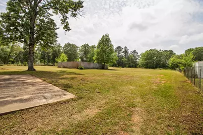 112 Lori Ln, Longview, TX 75602 - Photo 8