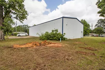 112 Lori Ln, Longview, TX 75602 - Photo 4