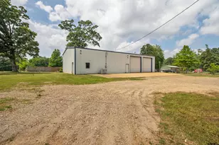 112 Lori Ln, Longview, TX 75602 - Photo 2