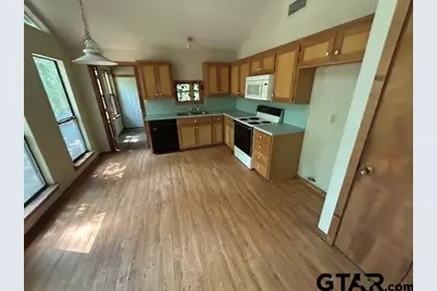 173 Bluewing Rdg, Holly Lake Ranch, TX 75765 - Photo 6