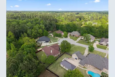 3903 Clarkway Place, Longview, TX 75605 - Photo 44