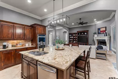 3903 Clarkway Place, Longview, TX 75605 - Photo 8