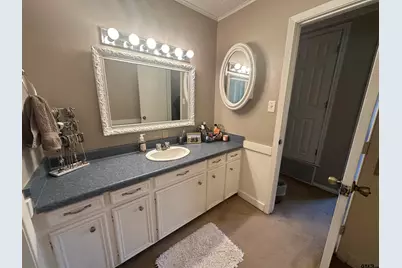 902 Pine Cove, Jacksonville, TX 75766 - Photo 18