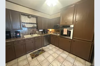902 Pine Cove, Jacksonville, TX 75766 - Photo 12