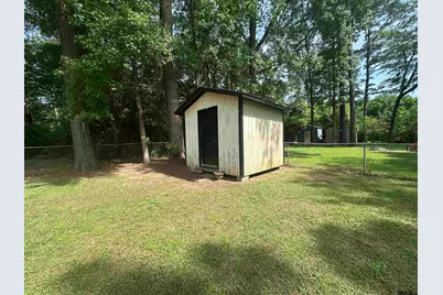 902 Pine Cove, Jacksonville, TX 75766 - Photo 30
