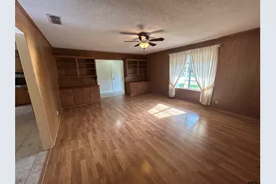6235 Springbrook Dr, Tyler, TX 75707 - Photo 2