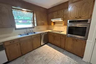 6235 Springbrook Dr, Tyler, TX 75707 - Photo 4