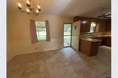 6235 Springbrook Dr, Tyler, TX 75707 - Photo 8