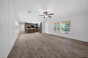 475 An County Rd 2236, Palestine, TX 75803 - Photo 6