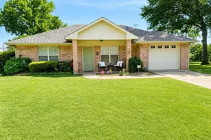 114 Westpark, Pittsburg, TX 75686 - Photo 1