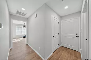 926 S Academy Ave, Tyler, TX 75701 - Photo 14