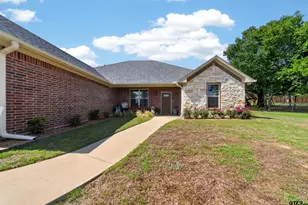 702 Jaxon Dr, Whitehouse, TX 75791 - Photo 2