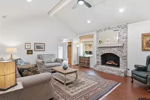 8229 Columbia Dr, Tyler, TX 75703 - Photo 4