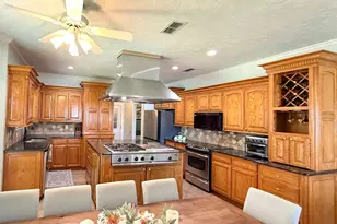 16863 Wilson Rd, Tyler, TX 75707 - Photo 12