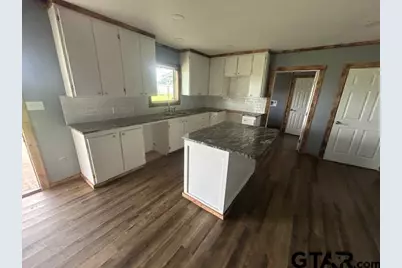 2424 S Fm 315, Chandler, TX 75758 - Photo 2