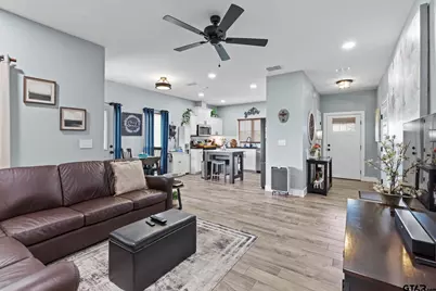 17322 Crossing Circle, Lindale, TX 75771 - Photo 10