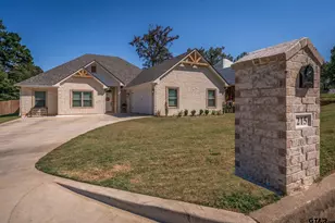 215 Millridge, White Oak, TX 75693 - Photo 4