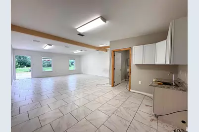 1721 N Edwards Ave., Mt Pleasant, TX 75455 - Photo 4