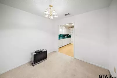 505 Country Club Dr, Marshall, TX 75672 - Photo 14