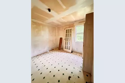 105 Caddo St, Naples, TX 75568 - Photo 6