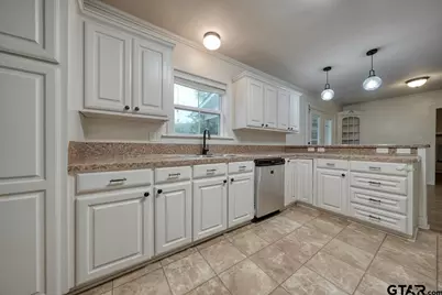17597 Cr 452, Lindale, TX 75771 - Photo 16