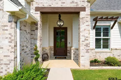 226 Sunnys Halo Blvd, Bullard, TX 75757 - Photo 2