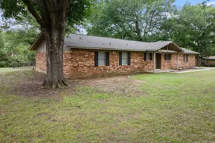 4006 Mark Ln, Mt Pleasant, TX 75455 - Photo 2