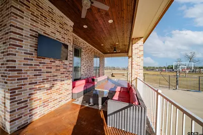 3410 Oak Hill Trl, Longview, TX 75605 - Photo 44