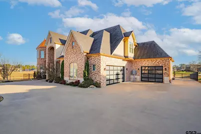 3410 Oak Hill Trl, Longview, TX 75605 - Photo 2