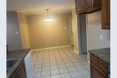 8315 Garrett Dr, Tyler, TX 75703 - Photo 4