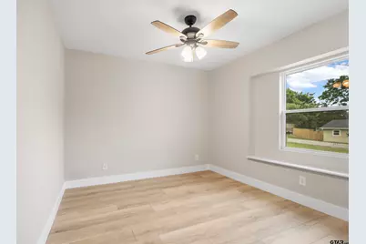 329 Lonestar Lane, Hideaway, TX 75771 - Photo 8