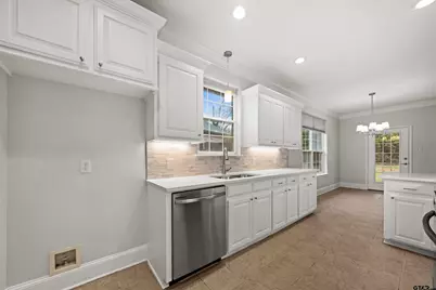 5803 Cross Creek Circle, Tyler, TX 75703 - Photo 10