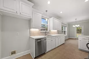 5803 Cross Creek Circle, Tyler, TX 75703 - Photo 10