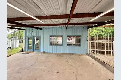433 W Broad St, Mineola, TX 75773 - Photo 4