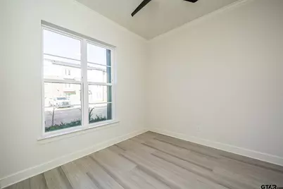 556 Erwin, Tyler, TX 75702 - Photo 8
